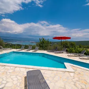 https://holiday-house-rosalia-with-seaview-and-swimming-pool.primorje-gorskikotar.com